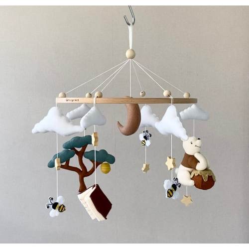 Winnie bear mobile, Baby mobile boy, girl mobile, Classic Winnie  Nursery, Woodland nursery decor, Baby crib cot mobile, baby shower.