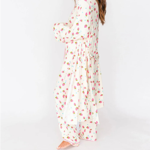 Women's Berries + Bows Robe | Large