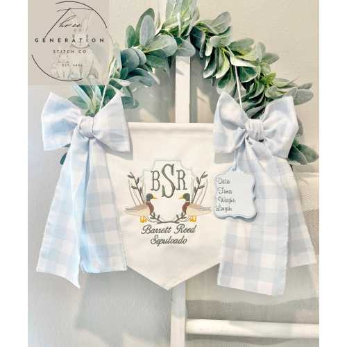 Custom Embroidered Baby Banner, Birth Announcement, Hospital Door Sign with bows, Baby Gift, Bassinet banner with crest, Mallard Ducks
