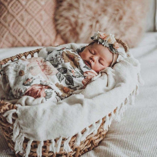 Garden Floral White Swaddle : Baby Girl Swaddle – Mini Wander