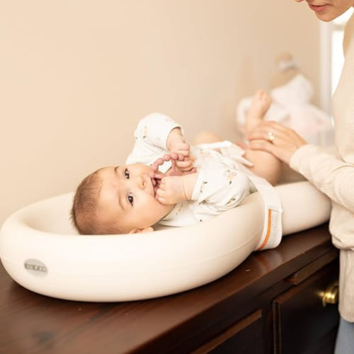 Keekaroo Peanut Changer Baby Vanilla– The Original Made in USA Easy-to-Clean Changing pad and The only Shell Over Foam, Fully Water Repellant