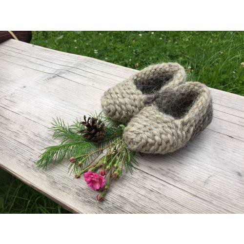 Hand Knitted Wool Baby Slippers: Soft Organic Rock Sheep Wool