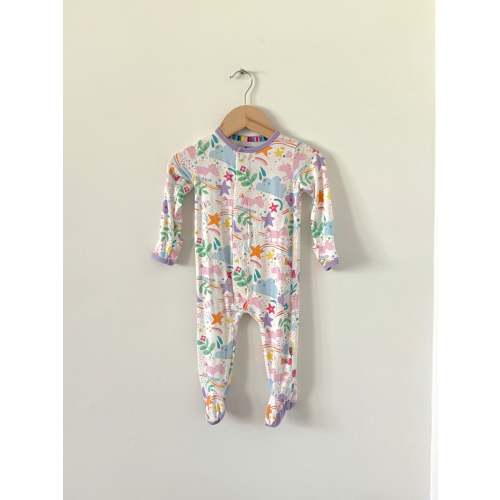 Eco-Friendly Magnetic Me Unicorn Magnetic Footie Size 3-6 months