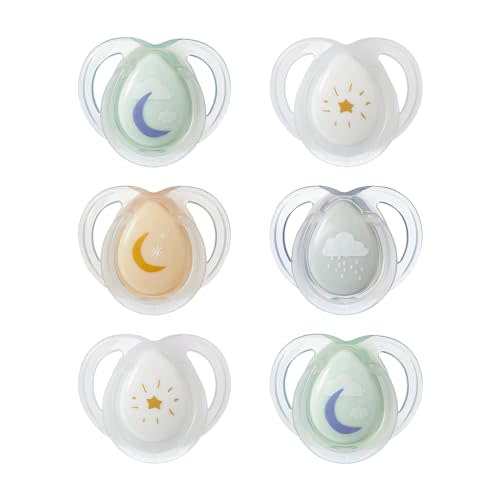 Tommee Tippee Nighttime Pacifiers, 0-6 Months, 6 Pack of Glow in The Dark Pacifiers with Symmetrical Silicone baglet