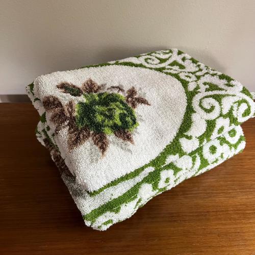 Vintage Bath Towel Set, Retro Towels, Mid Century Modern Towel Set, 1970s Bathroom Decor
