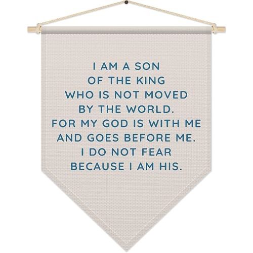 SHIEL-EVEN I Am A Son of the King Wall Art, Bible Verse Poster Hanger Frame, Minimalist Boy's Room Nursery Decor, Baby Shower Gifts, Christian Pennant Flag Banner for Bedroom Playroom Front Door