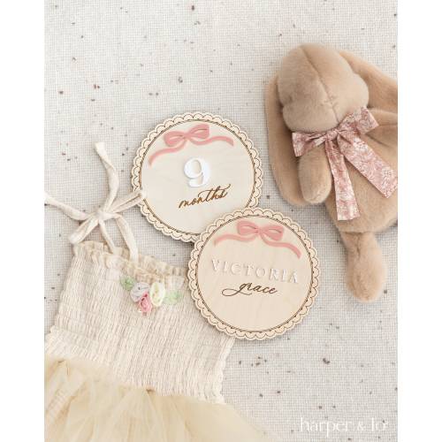 Wooden Lace Ribbon Bow Interchangeable Milestone Cards | Personalize Custom Name | Baby Monthly Milestone Marker | Baby Shower Gift | Ribbon