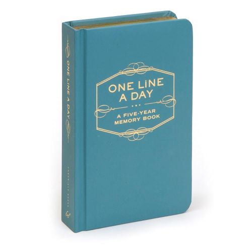 One Line A Day: A Five-Year Memory Book (5 Year Journal, Daily Journal, Yearly Journal, Memory Journal)