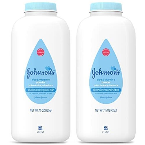 Johnson's Baby Powder, Naturally Derived Cornstarch with Aloe & Vitamin E for Delicate Skin, Hypoallergenic and Free of Parabens, Phthalates, and Dyes for Gentle Baby Skin Care, 15 oz (Pack of 2)