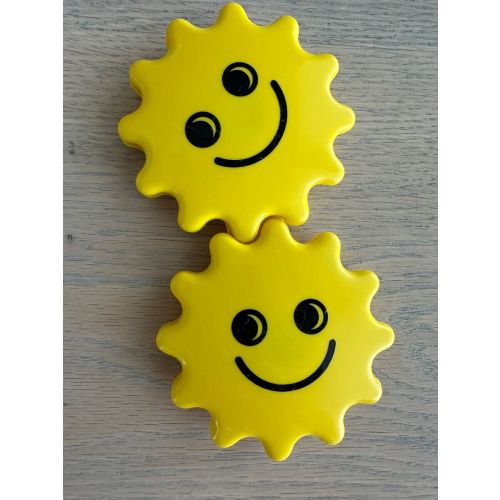 Vintage AMBI TWIN SMILING SUNBURSTS CRIB TOY RATTLE DEVELOPMENTAL