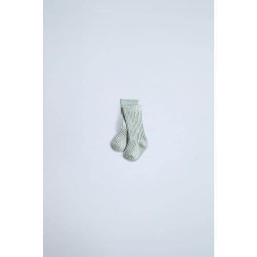 RIBBED COTTON AND SILK SOCKS - Greenish | ZARA United States