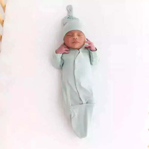 Kyte Baby Bundler – Soft Bamboo Newborn Gown – The Natural Baby Company