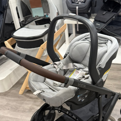 UPPAbaby MESA V2 Infant Car Seat and Base - Stella (Grey Melange)