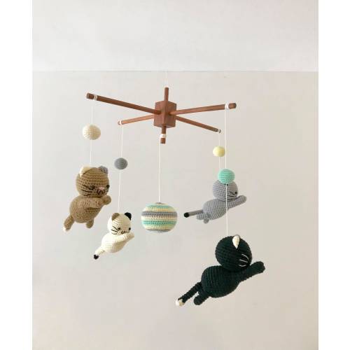 UNISEX Kitten baby mobile, kitten mobile nursery, Baby Mobile Meow Meow, Cat baby mobile,Crochet cat, Baby Crib Mobile, Nursery crib mobile