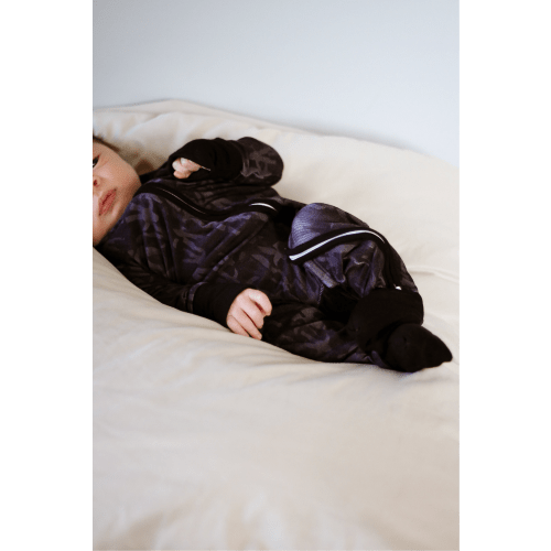 Black Jaw Zipper Jammies – RUSH KOU