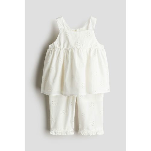 2-piece Eyelet Embroidered Cotton Set, White, Kids | H&M USH&MH&MInstagramTikTokYouTubePinterestFacebookH&M2-piece Eyelet Embroidered Cotton Set, White, Kids | H&M US2-piece Eyelet Embroidered Cotton Set, White, Kids | H&M US2-piece Eyelet Embroidered Cot