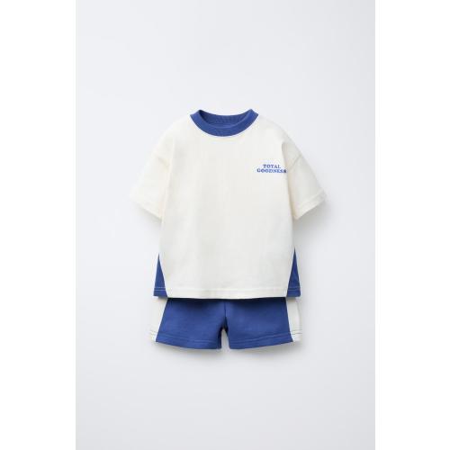 T-SHIRT AND BERMUDA SHORTS JOGGING SET - Blue / White | ZARA United States