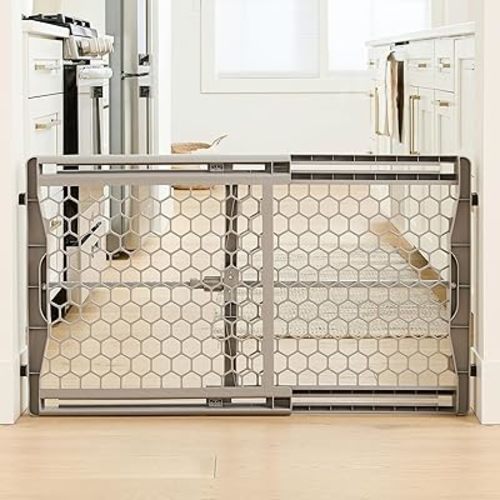 Regalo Safety 28"-42" Extra Wide Baby Gate, Bottom of Stairs & Doorways
