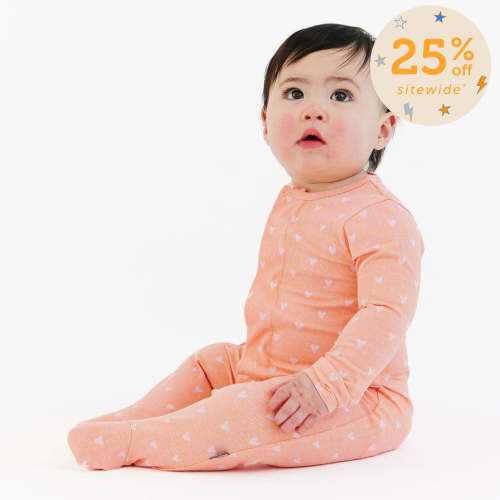 distressed heart cloudstretch™ magnetic footie – Magnetic Me