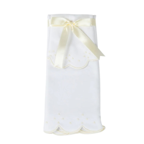 Scalloped Bib and Burp