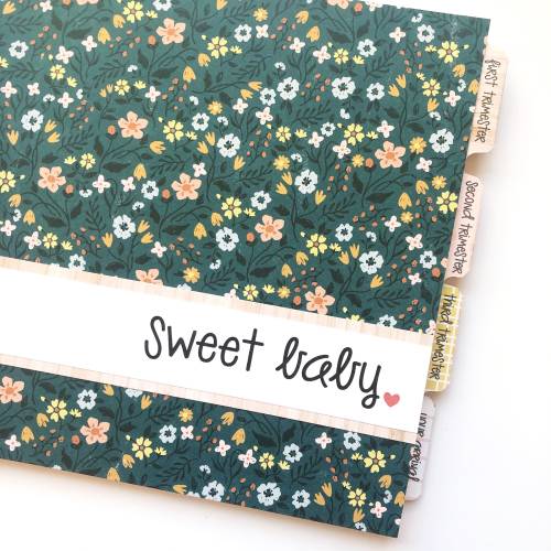 Pregnancy Journal and Memory Book with botanical floral cover || Makes a great personalized baby gift || Easy to fill out and keep up