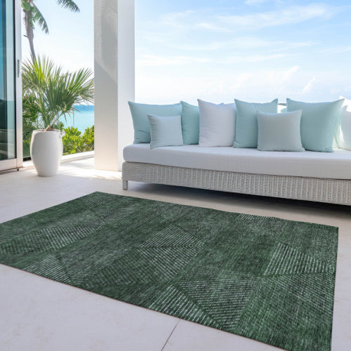Malchow Geometric Machine Woven Polyester Indoor / Outdoor Area Rug in Green