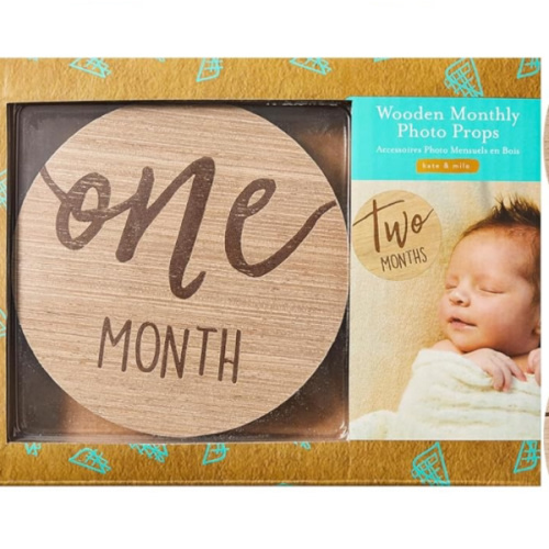 Kate & Milo Baby Monthly Milestone Marker Discs - Classic Cursive Script Wooden Discs with Reversible Photo Props for Baby Announcement and Milestones, Gender-Neutral Gift for Newborn Boy and Girl