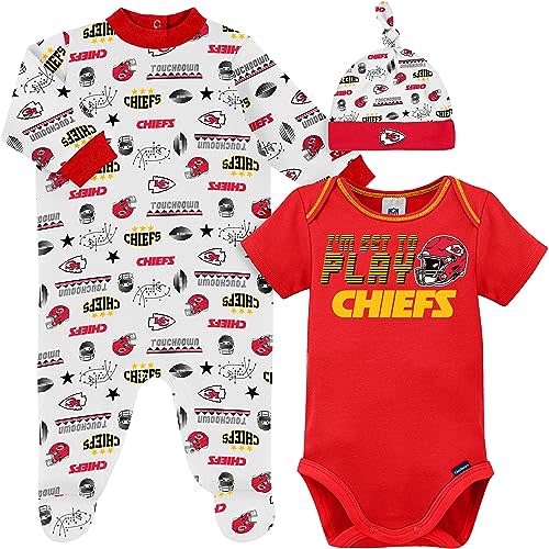 Gerber Unisex Baby NFL Team Footed Sleep and Play and Bodysuit Gift Set