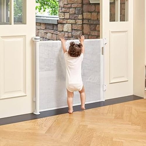 Retractable Baby Gate Space-Saving Pet Gate, 34″ in Height & Extends up to 55″ in Width, One-Handed Use, Indoor Outdoor Safety Mesh Gate for Stair, Doorway, Hallway, Keep Toddler Dog Cat Safe