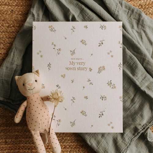 Baby Memory Book | Baby Photo Album | Pregnancy & First Year Journal | Baby Shower Gift | Keepsake Baby Binder | flower