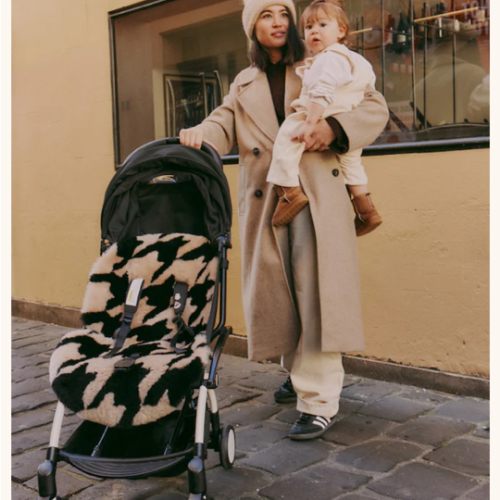 The Pram Puff | Houndstooth Biscuit & Black – Mini Motif