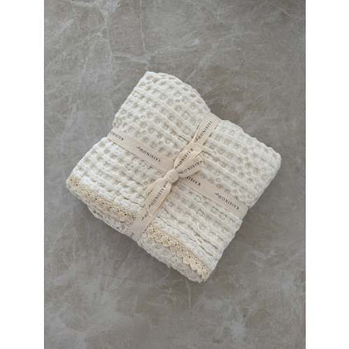 Poet Waffle Blanket | Vintage White