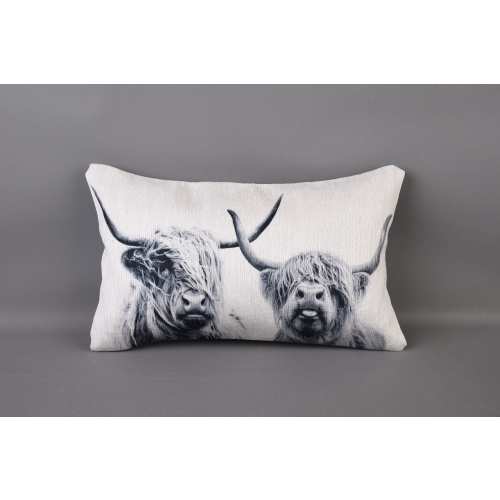 Highland Cow Pillow, Decorative Pillow Cover, Cow Pillow, Farmhouse Pillow, Living Room Decor, Home Decor, Couch Case, Boho Cushion,