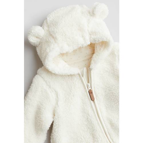 PILE BUNTING WITH EARS