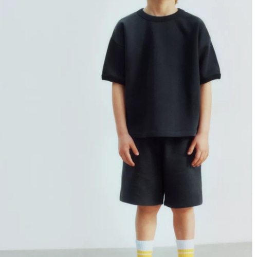 LABEL JOGGING T-SHIRT AND BERMUDA SHORTS SET - Anthracite grey | ZARA United States