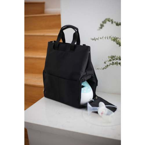 BÉIS 'The Breast Pump Backpack' in Black | BÉIS Travel CA