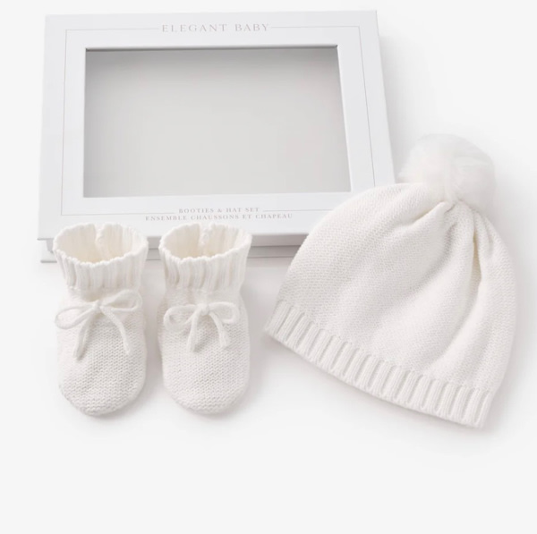 Cream Knit Hat & Booties Gift Set – Elegant Baby