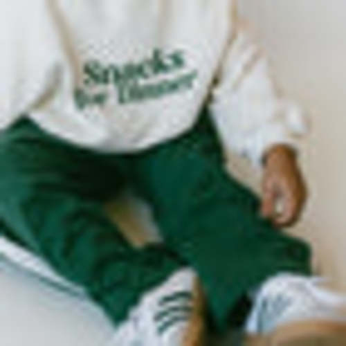 Graphic Crewneck- Snacks For Dinner- Green – Fostered Collection