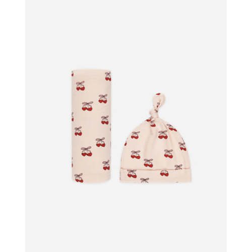 Bamboo Swaddle & Knotted Hat || Mon Amour