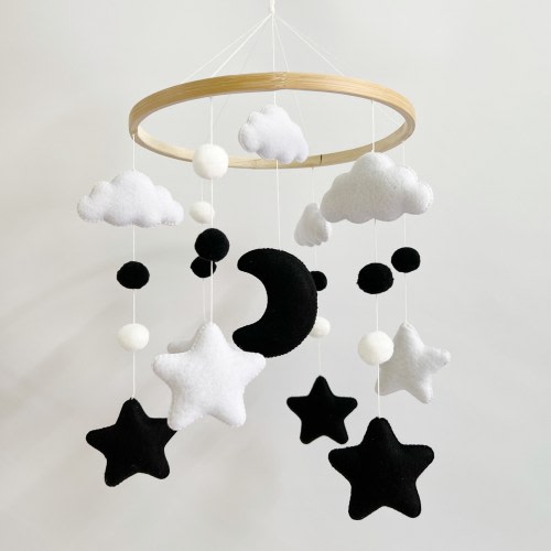 Black white baby mobile Stars moon nursery mobile Nursery decor Felt baby mobile Baby shower gift Pregnancy gift Unique baby gift Felt balls