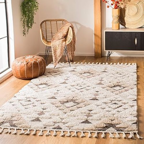 SAFAVIEH Moroccan Tassel Shag Collection Area Rug - 5'3" x 7'6", Ivory & Brown, Boho Design, Non-Shedding & Easy Care, 2-inch Thick Ideal for High Traffic Areas in Living Room, Bedroom (MTS688A)