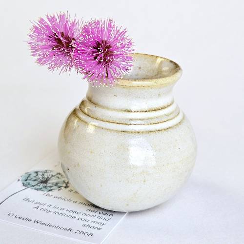 Mommy Pot Meaningful Miniature Pottery for Mother's Little Moments - Mini Flower Vase with Poem - Butter Cream Yellow