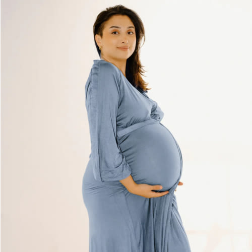 Amelia Labor & Postpartum Gown in Periwinkle – Lila