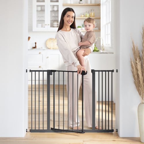 Baby Safety Gate in Black