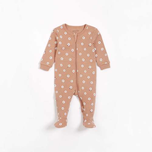 Daisy Print on Macaron Ground Footed Sleeper