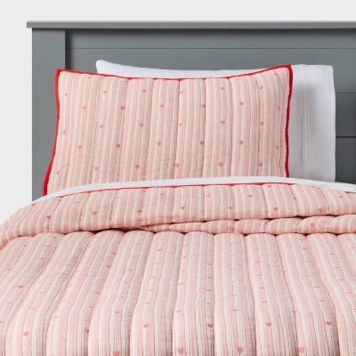 Twin Patisserie Heart Striped Kids' Quilt Set - Pillowfort™
