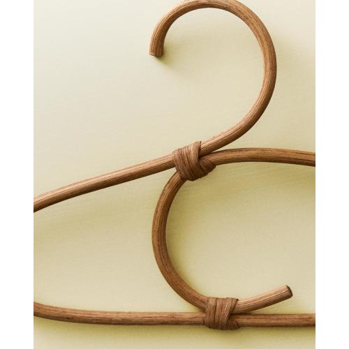 SET OF BABY RATTAN HANGERS (SET OF 4)