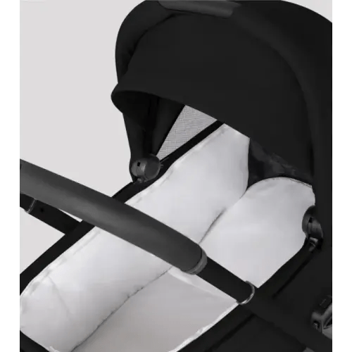 Breez Bassinet for Newborns - Color: Onyx