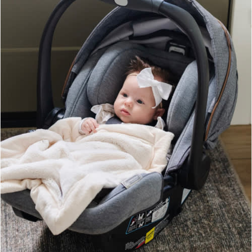 Saranoni Lush Mini Blankets: Baby-Soft & Cozy | Saranoni