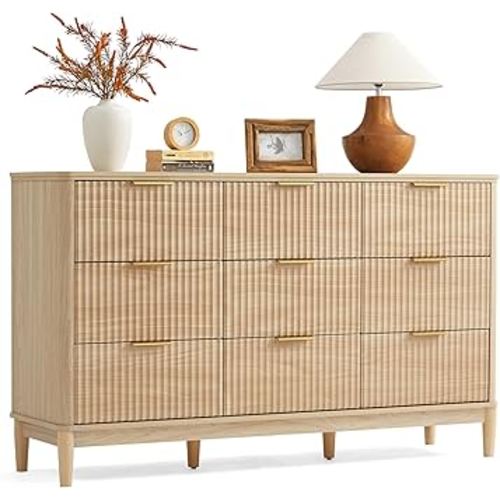 LINSY Fluted Dresser for Bedroom with 9 Drawers, Mid Century Modern Chest of Drawers with Gold Metal Handles, Wide Boho Wood Dressers, Large Farmhouse Storage Cabinet for Bedroom, Living Room, Oak